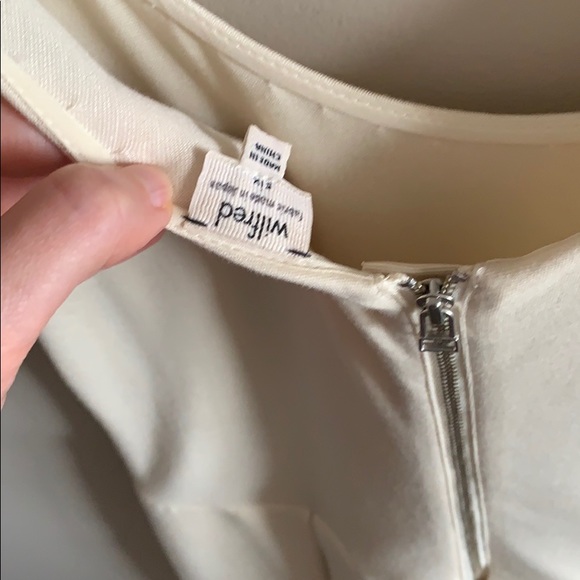 Aritzia NWOT Cream Dress - Picture 3 of 4